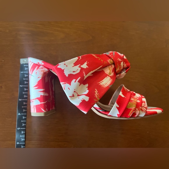 Lewitt Fabric Floral Sandal 39 - 8.5 - Picture 7 of 7